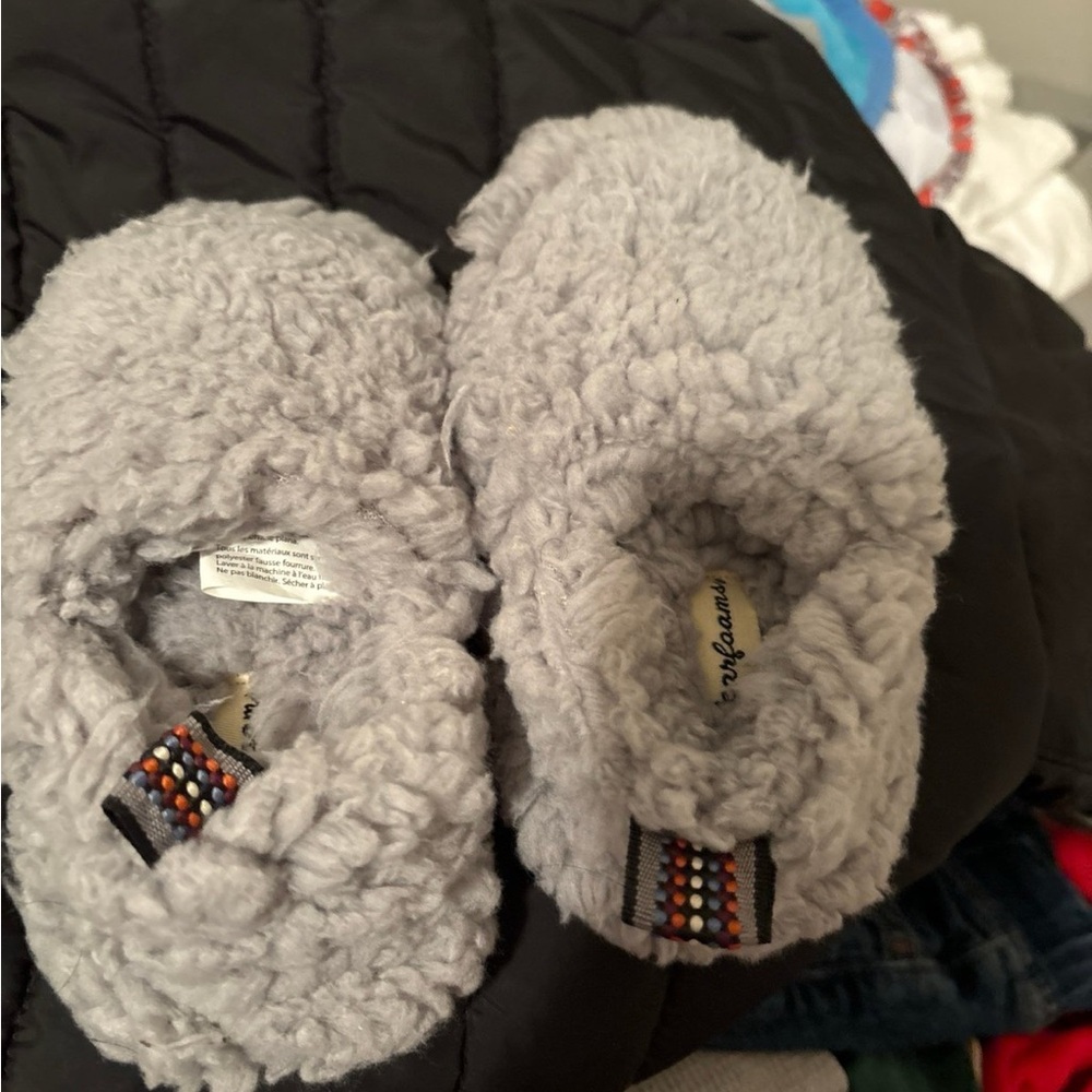 Dearfoams toddler slippers